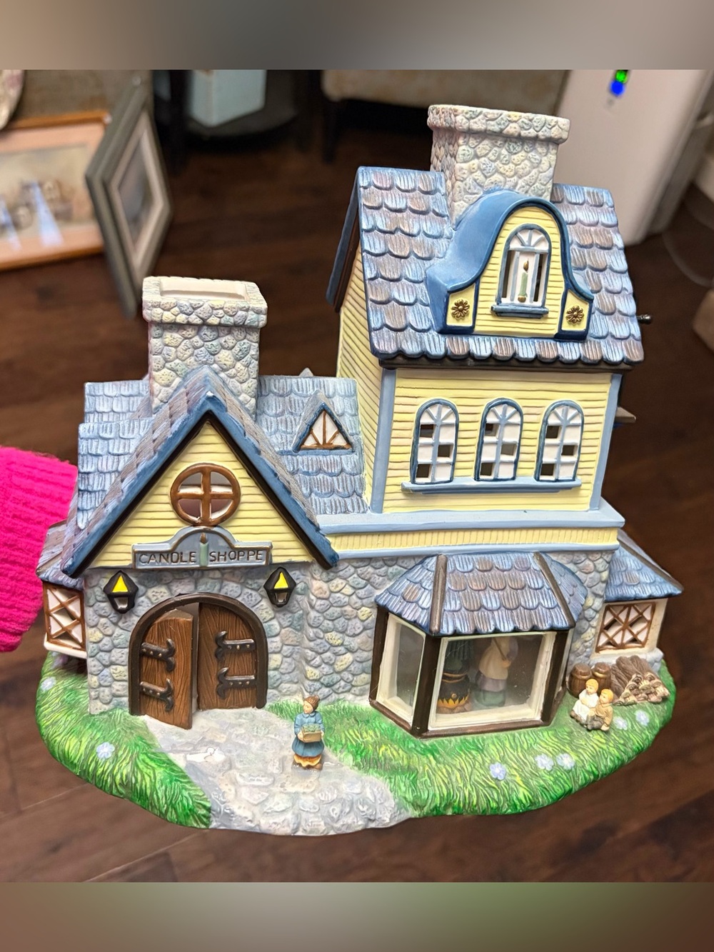 PartyLite Candle Shop Olde World Village Tealight House Collection #1